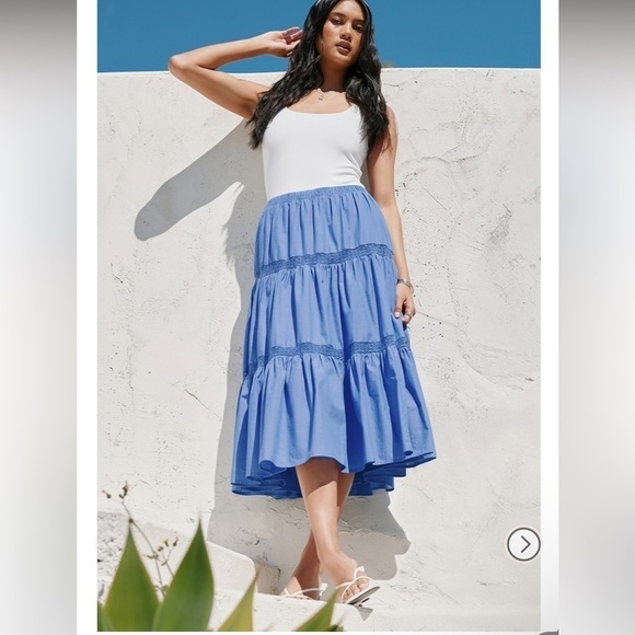 Francesca’s Dresses & Skirts - Francesca’s Dora Crochet Midi Skirt Size: M